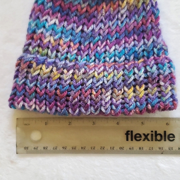 Lot of (3) Loom Knit winter Baby Hats - Picture 8 of 8